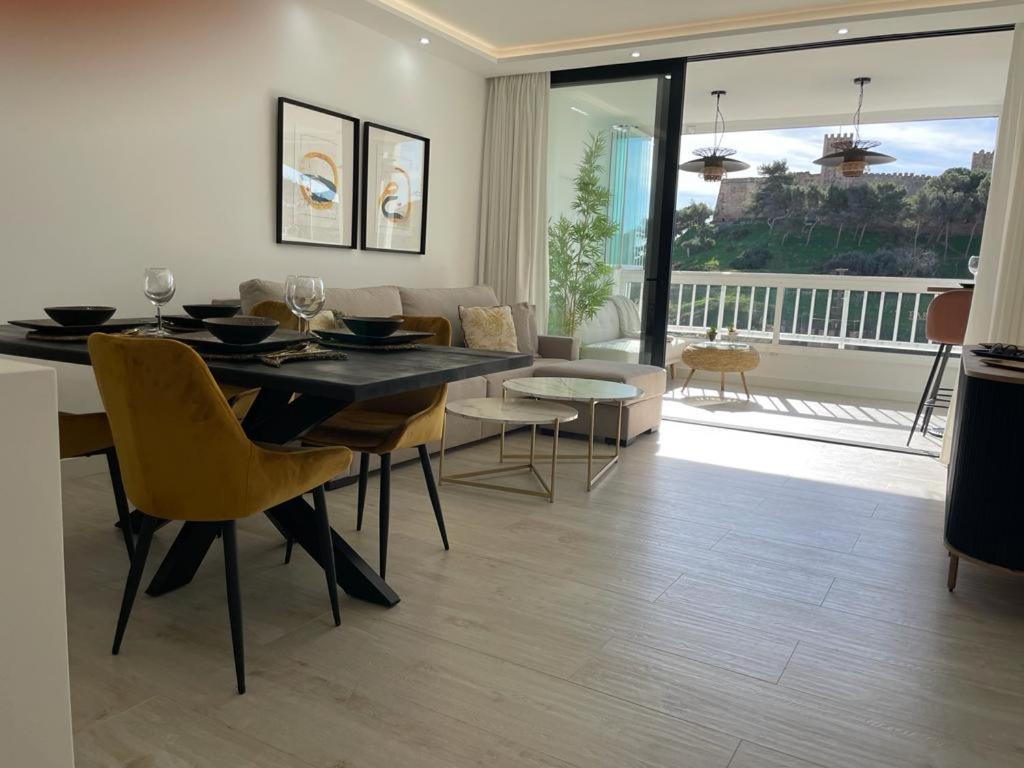 Piso En Fuengirola Castillo Sohail エクステリア 写真