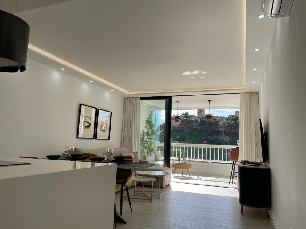 Piso En Fuengirola Castillo Sohail エクステリア 写真