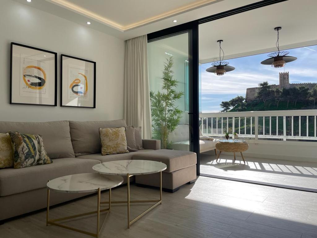 Piso En Fuengirola Castillo Sohail エクステリア 写真