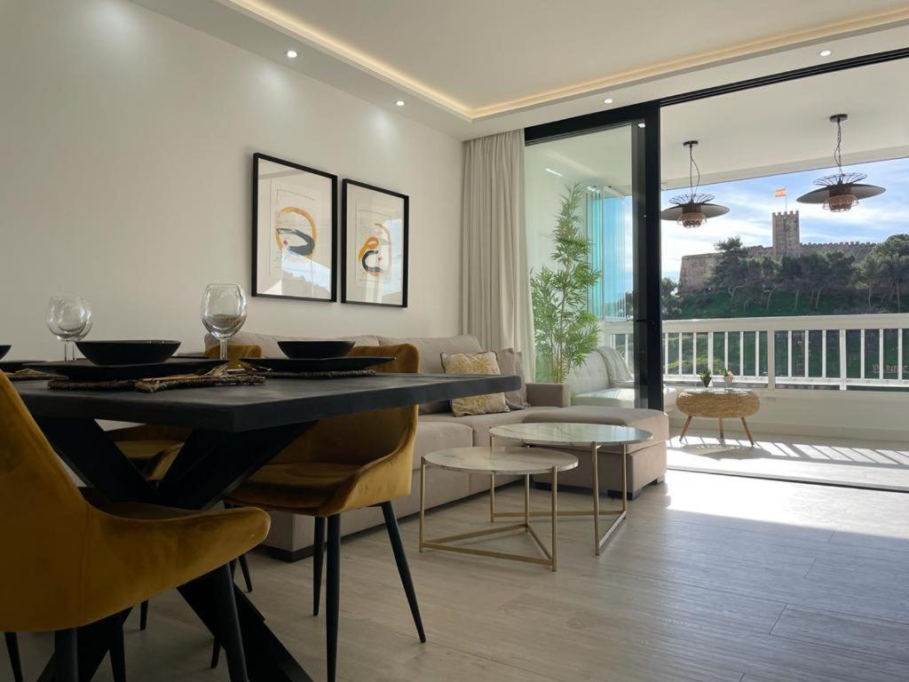 Piso En Fuengirola Castillo Sohail エクステリア 写真